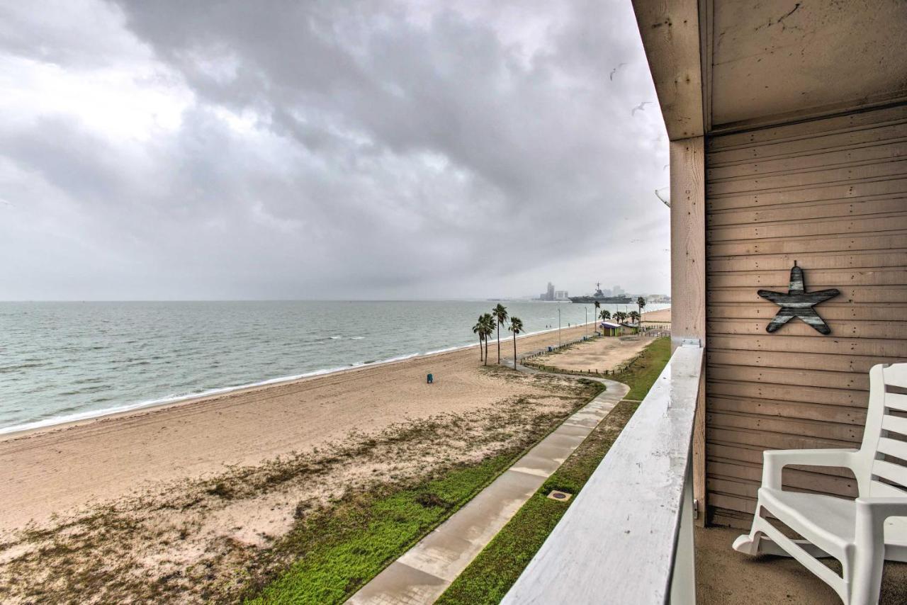 Breezy Beachfront Condo In Heart Of Corpus Christi Exterior photo