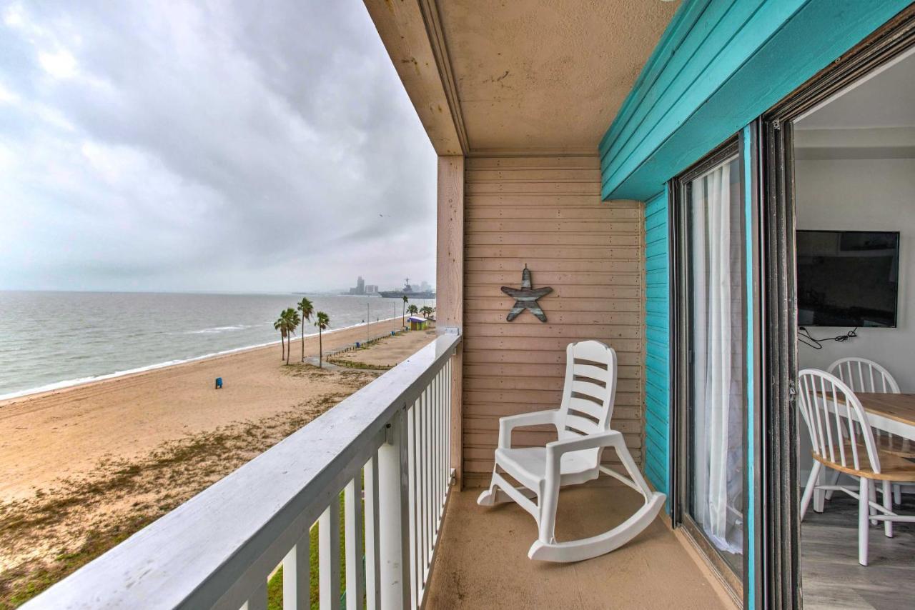 Breezy Beachfront Condo In Heart Of Corpus Christi Exterior photo