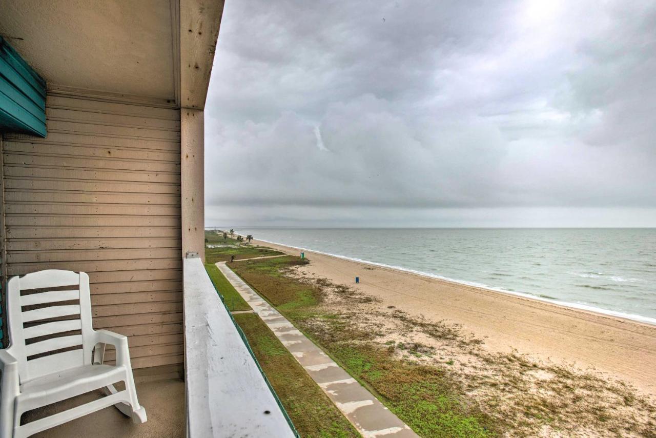 Breezy Beachfront Condo In Heart Of Corpus Christi Exterior photo